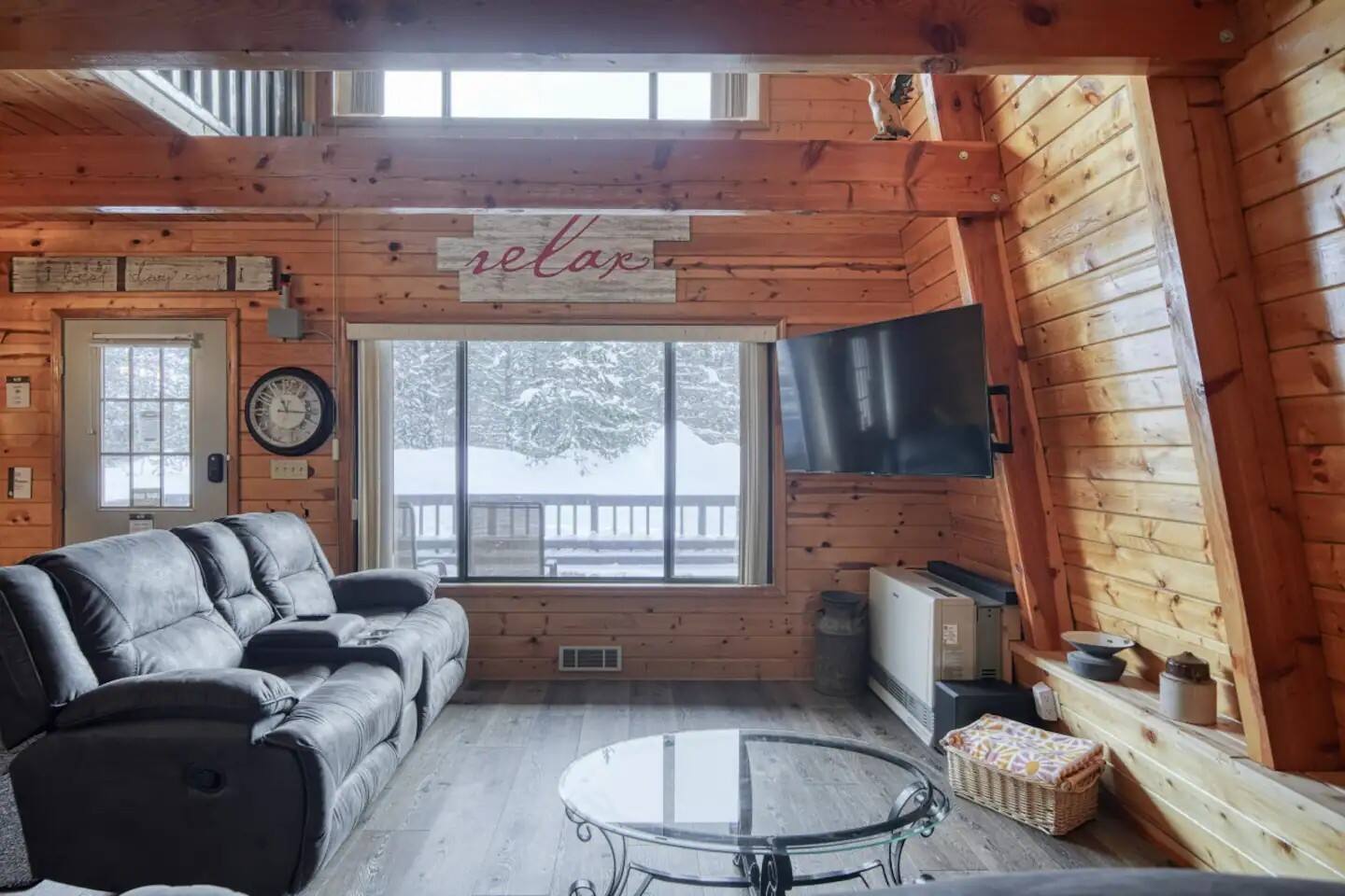 Lazy B Lodge