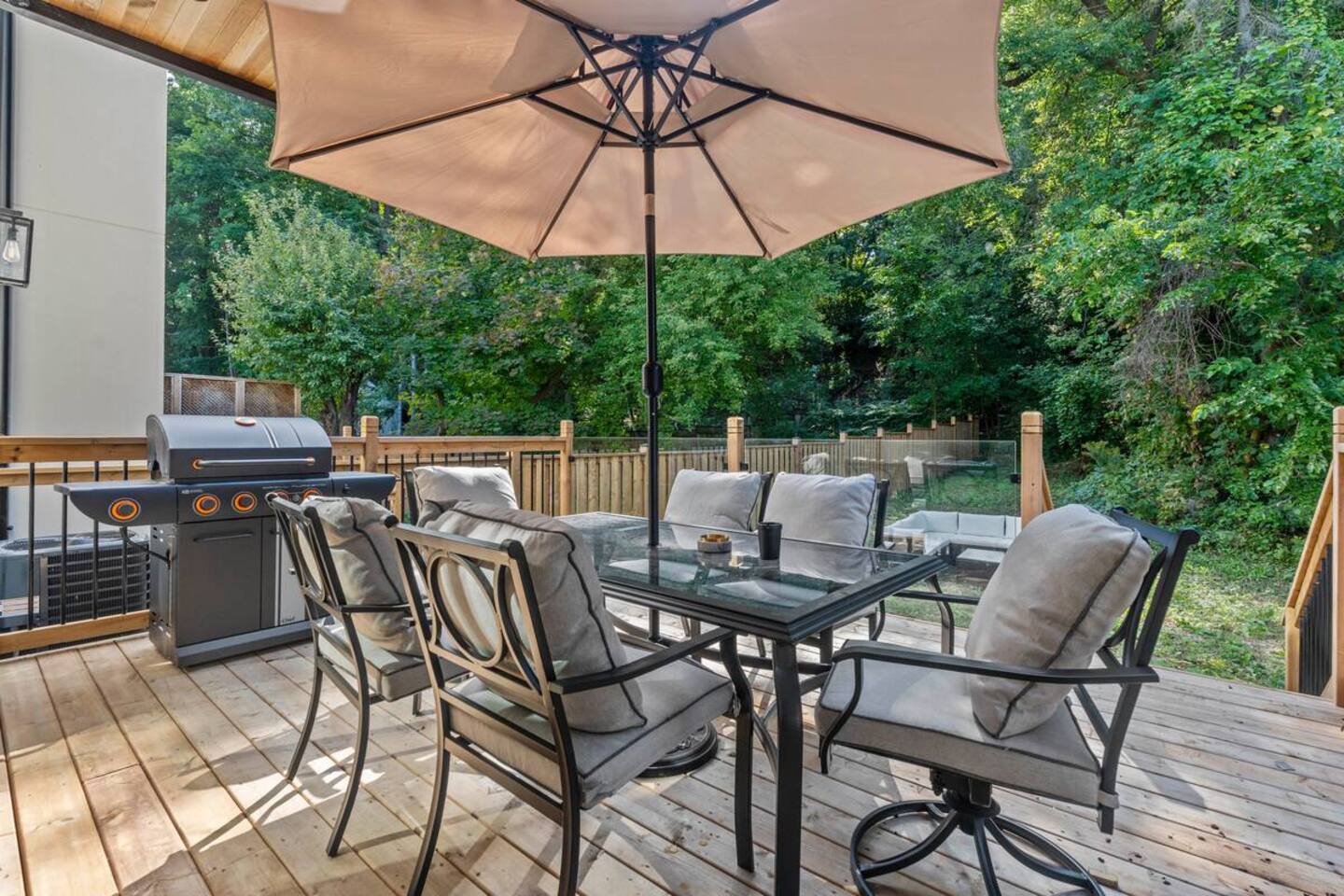 Luxe near High Park • 5BR w/ Theater & Game Room