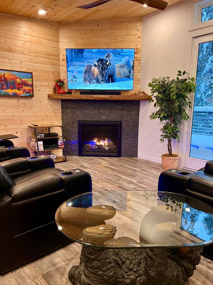 Meandering Moose Lodge — Island Park — vacation rental