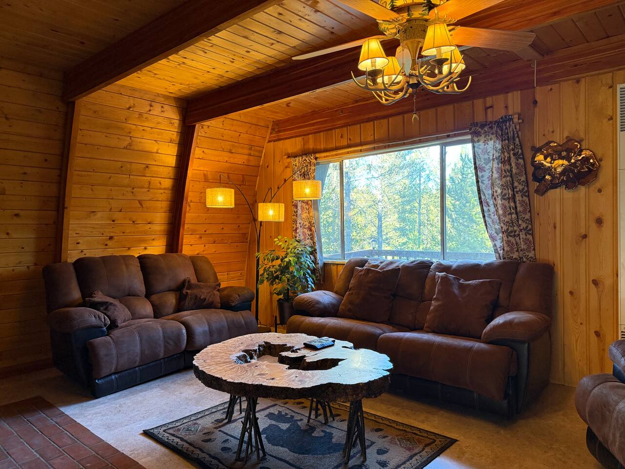Cedar Chalet — Island Park — vacation rental