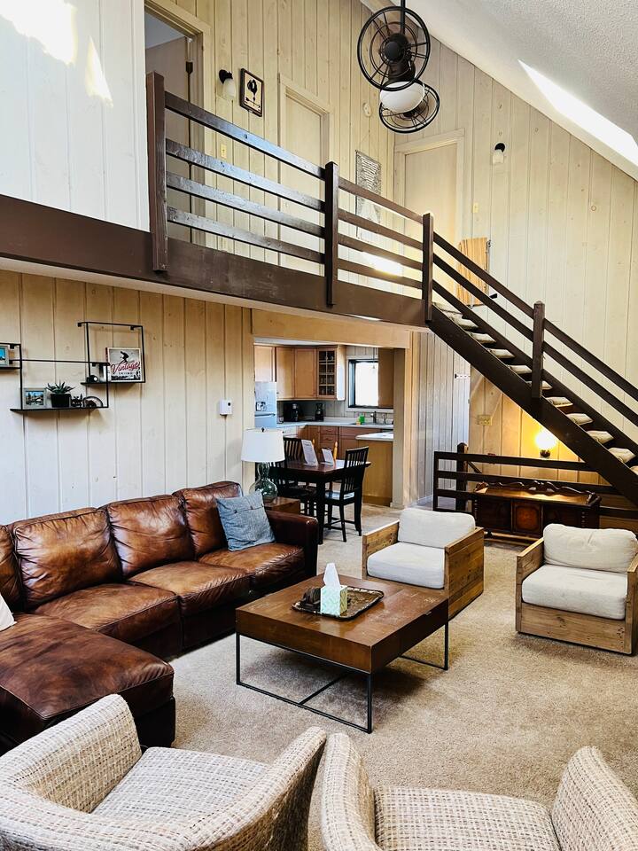 4BD 2BA - Mount Snow VT - Ski-Back Trail - Shuttle — Dover — vacation rental