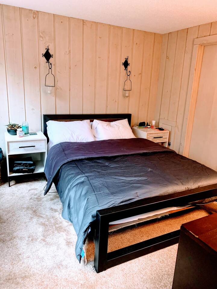 4BD 2BA - Mount Snow VT - Ski-Back Trail - Shuttle