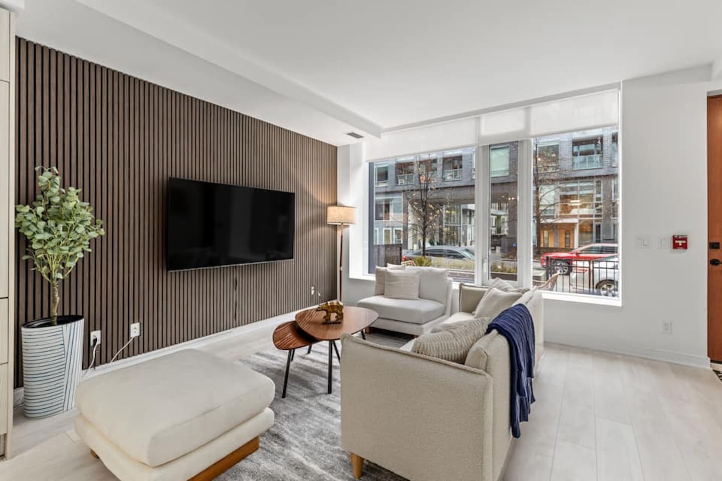 4-Bedroom Townhome in Canary District w/ Parking
