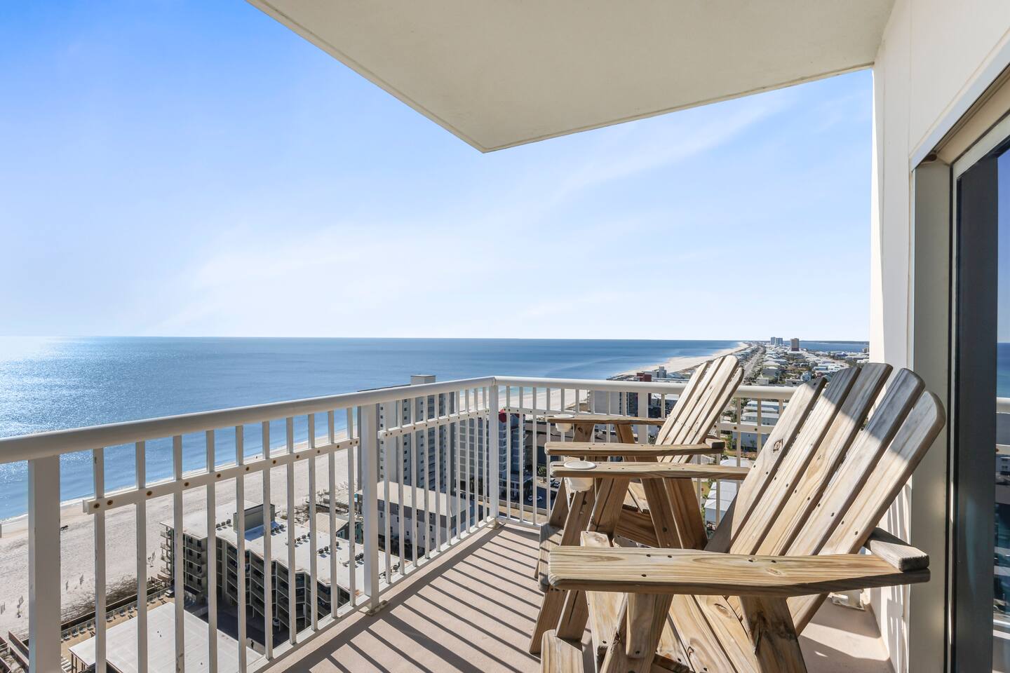 New! 19th Floor - Best Views in GS! Hot Tubs/Pools