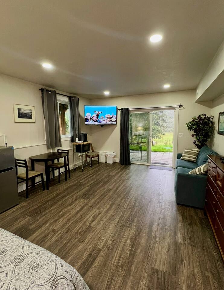 Large Private Retreat on Orcas Golf Course — Eastsound, WA — vacation rental