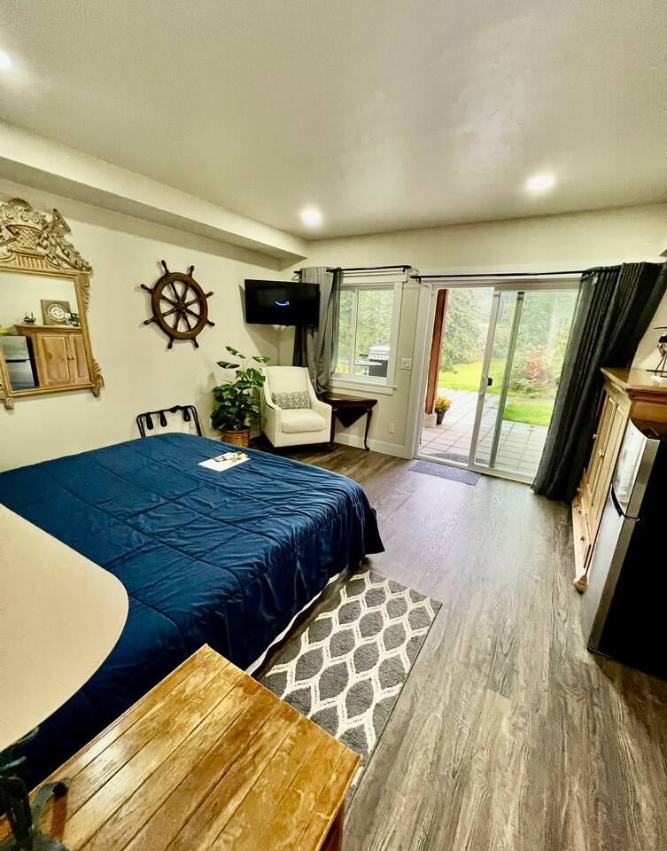 Entire Guest Suite on Orcas Golf Course ā Eastsound, WA ā vacation rental