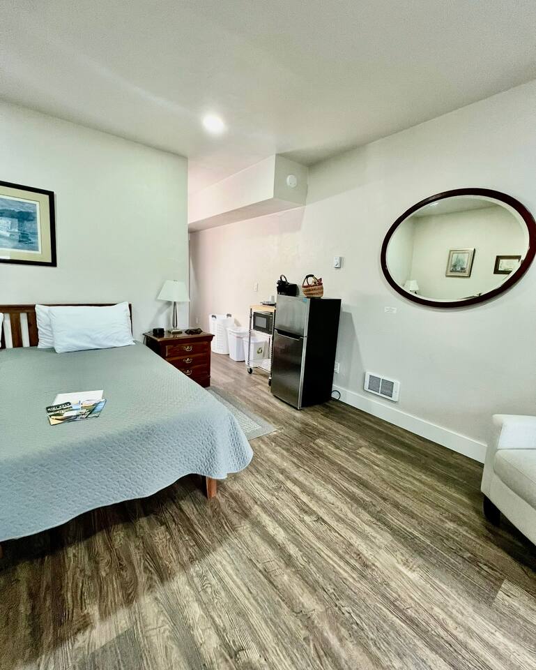 Entire Guest Suite on Orcas Island Golf Course
