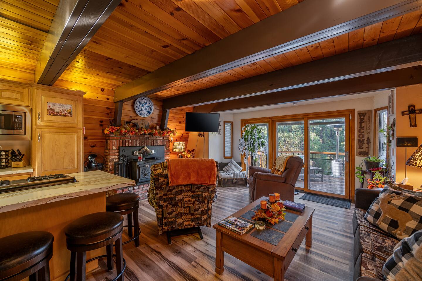 Secluded Cabin w/ Spa & Games!