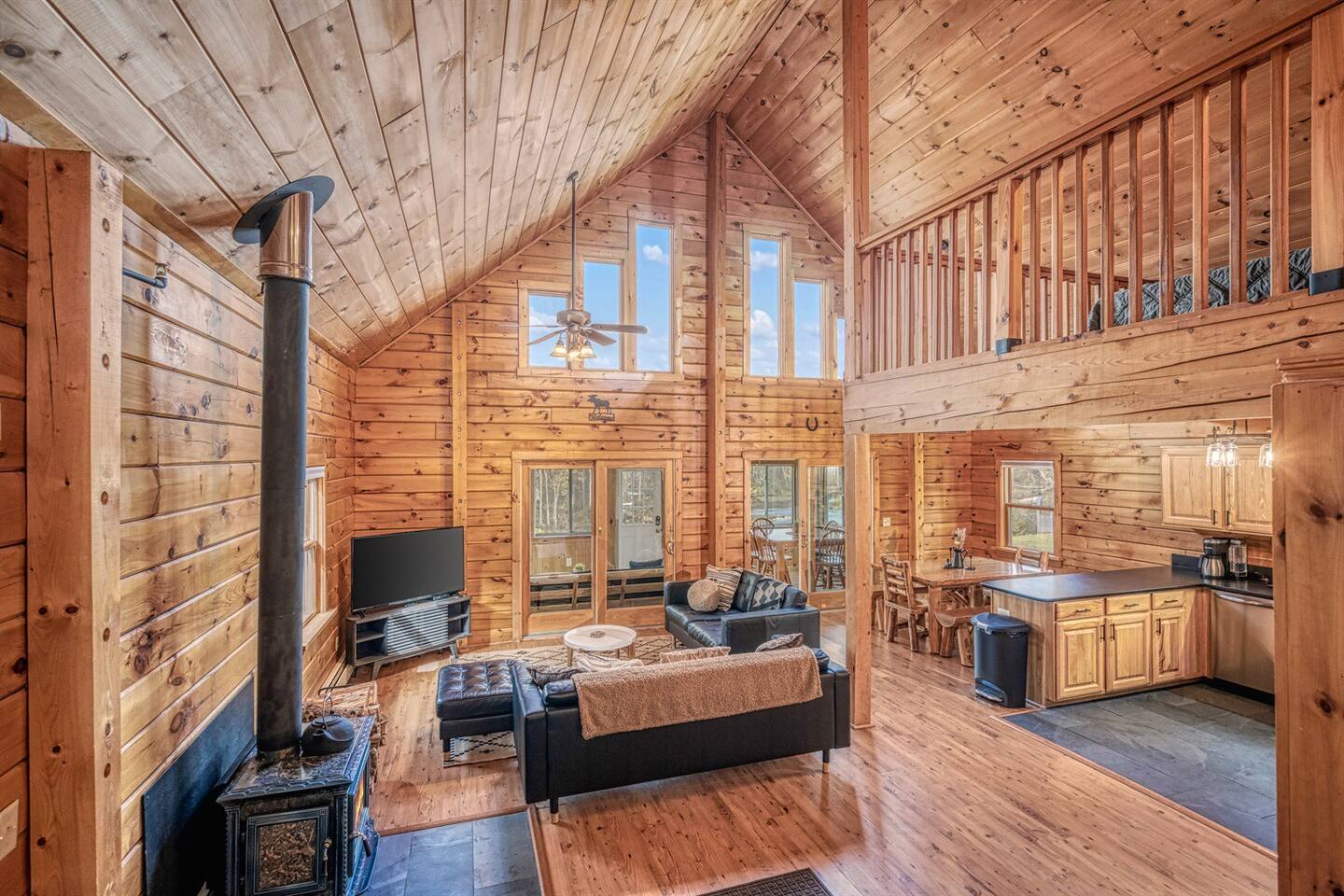 River’s Bend | Riverfront Bretton Woods Cabin — Carroll — vacation rental