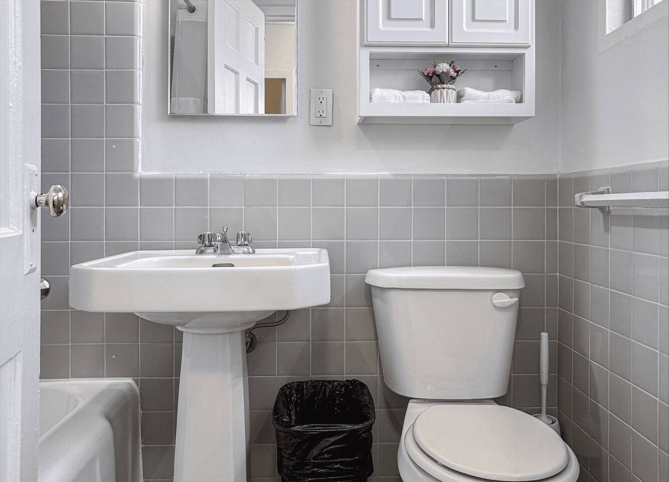 Townhouse, Miracle Mile, 90036