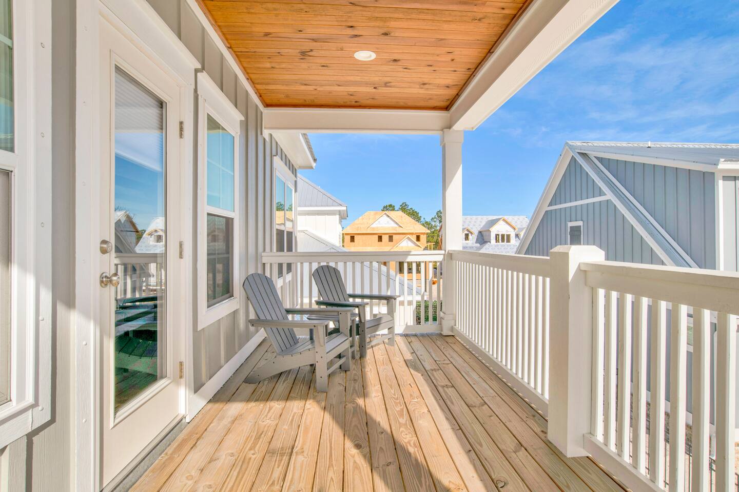 "Ponderosa @ Summer Salt" | Resort Style Pool*Walk To Beach & Restaurants*Lake*Firepit*Putting Green*4BR*Sleeps 16