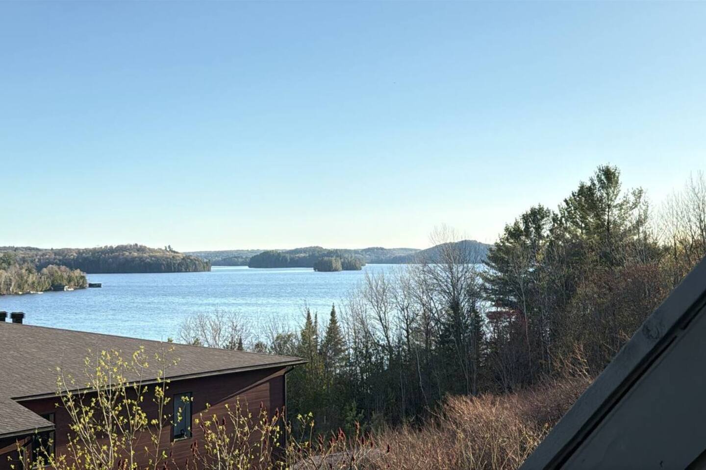 Lakefront 3BR Condo – Close to Ski & Golf Resorts