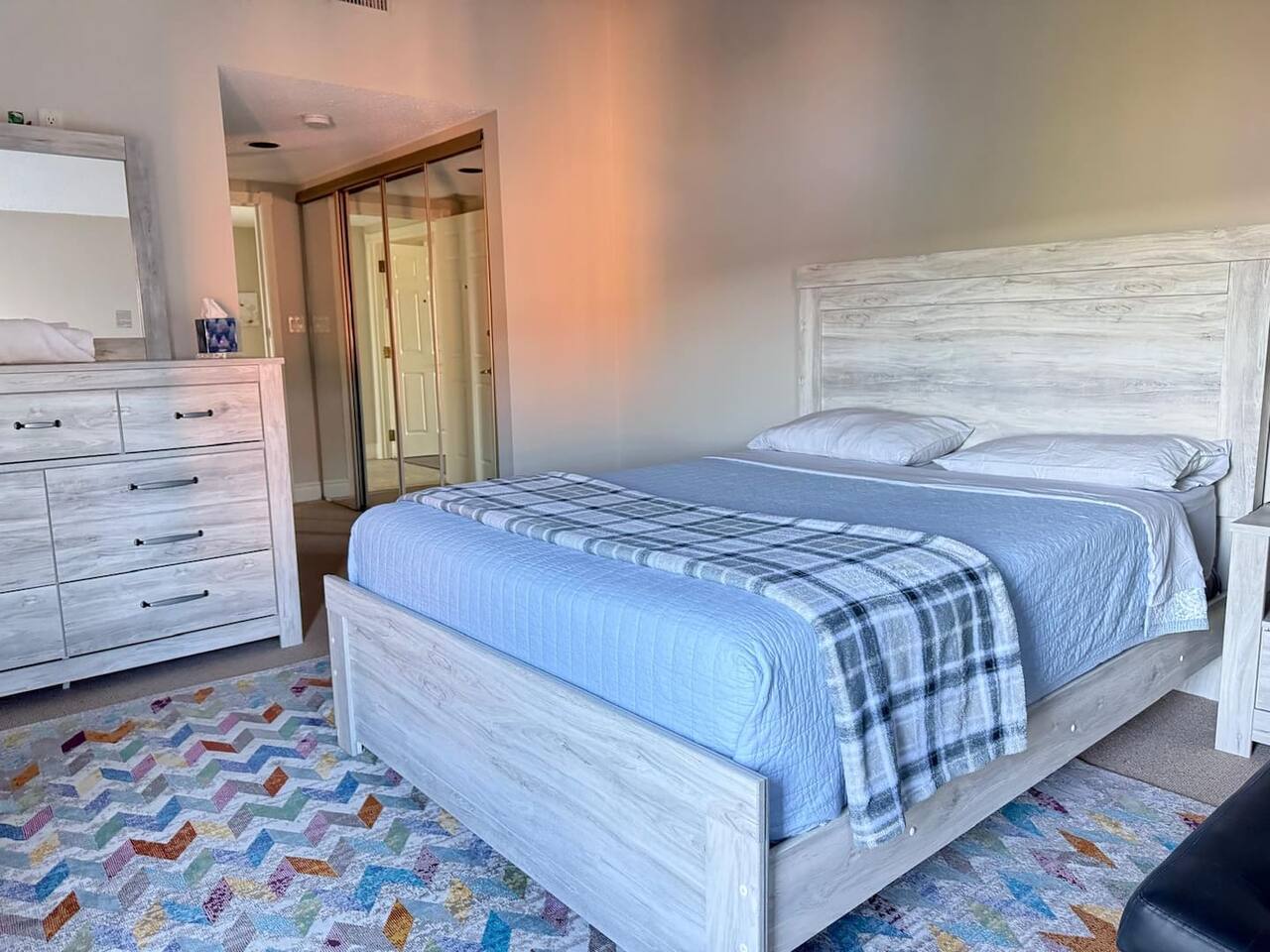 Lakefront 3BR Condo – Close to Ski & Golf Resorts