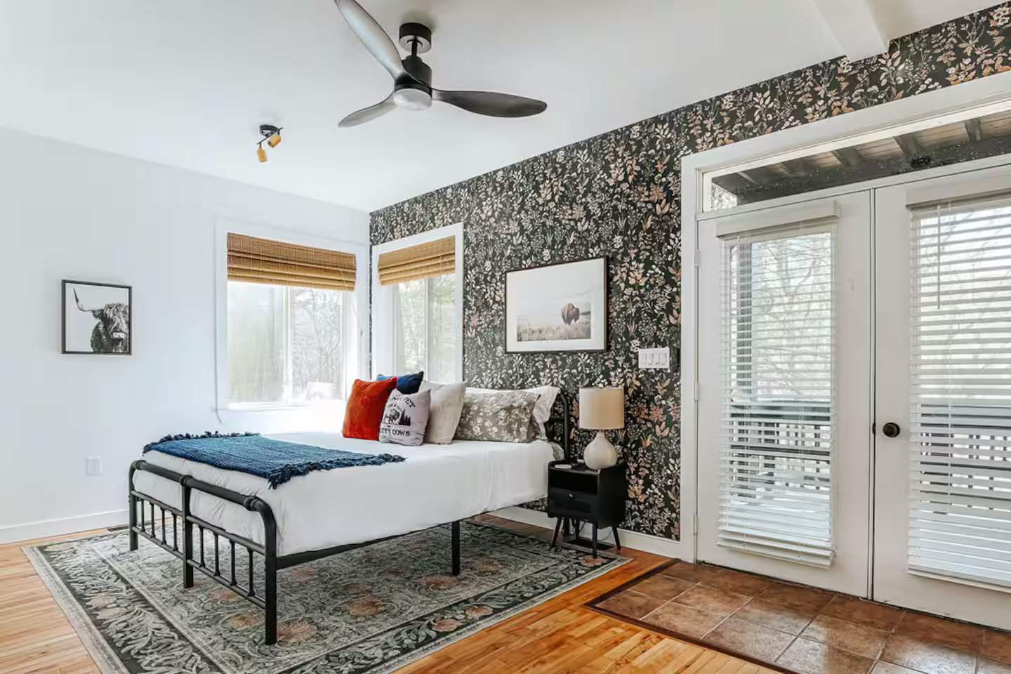 Modern Cabin on 26 acres,Hot Tub,Fire Pit,GameRoom