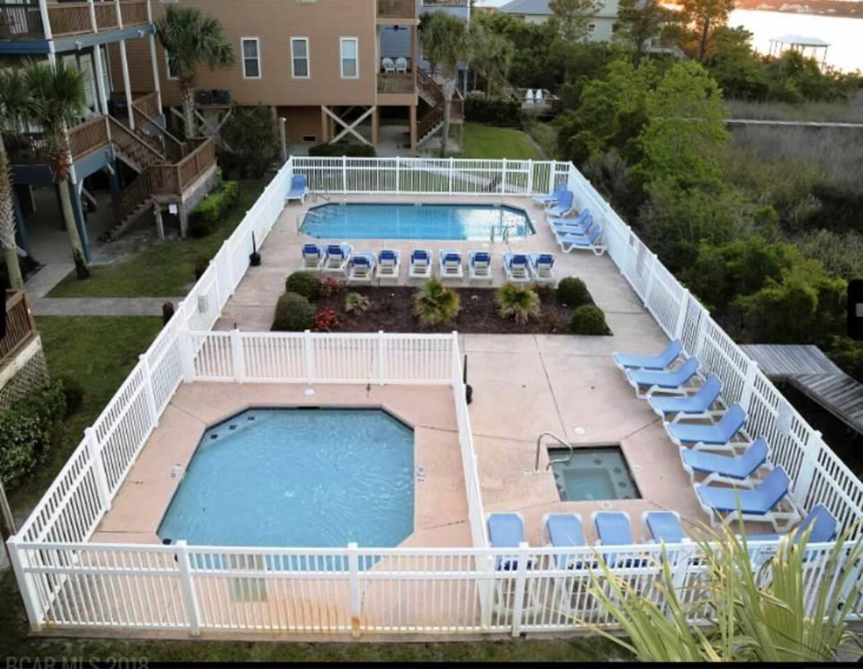 Sweet Tea Shores! Heated Pool - Hot Tub - Lagoon