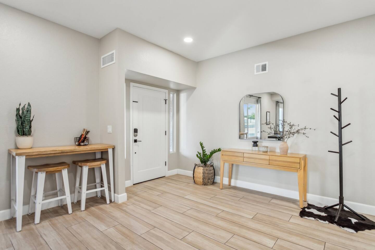 6BR Scottsdale Oasis | Pool, Casita & Sport Court