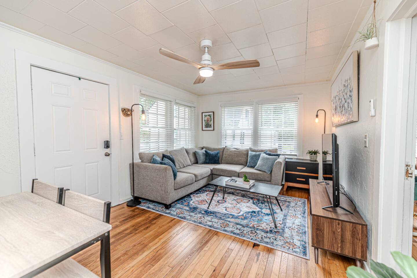 Historic Downtown Loft | Walkable | Work From Home