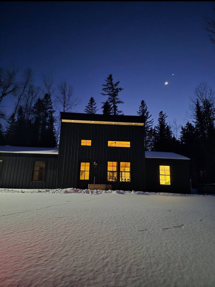 Hidden Pines Cabin Escape W/Jacuzzi new build