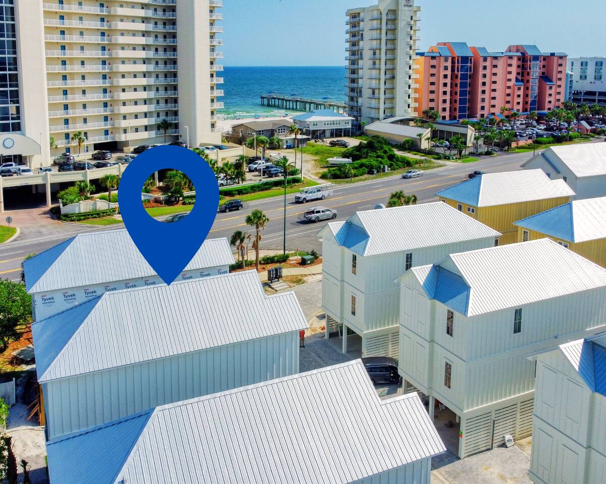 "The Boat House @ The Osprey" | Luxury 4BR*Pool*Steps To Beach*Boat Slip*Gulf Views