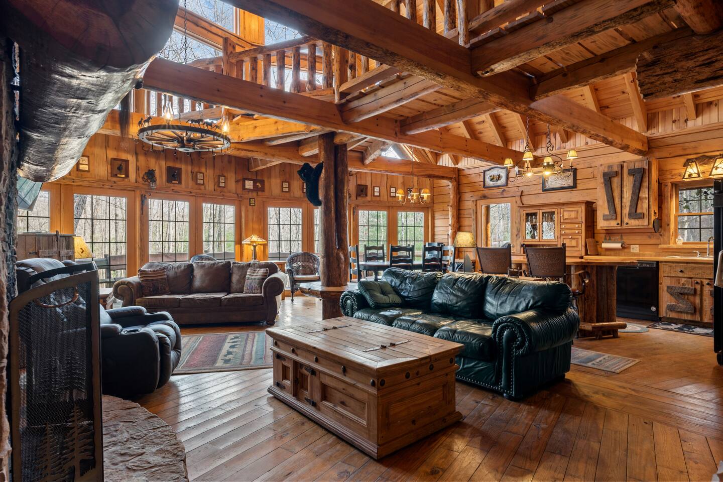 Crickett Lane - 8 Stall Horse Barn Included! — Oneida — vacation rental