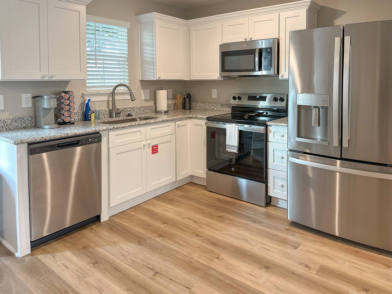 Beachfront 3BR Home w Fast Wi-Fi