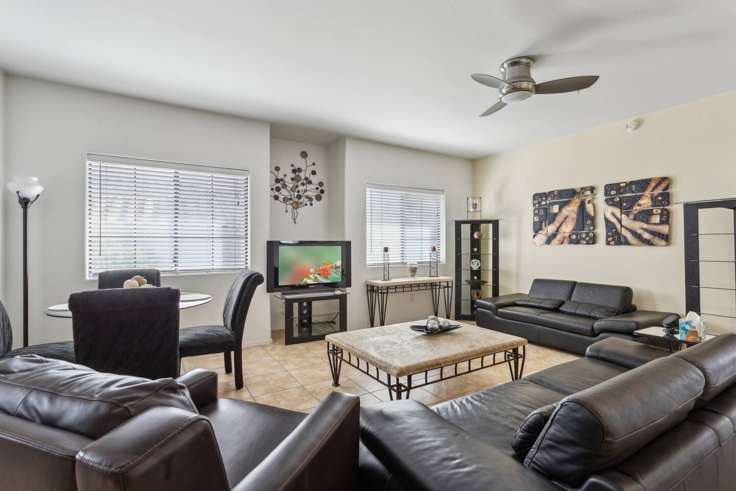 2BR Scottsdale Condo w/Pool & Hot Tub - Near Golf!