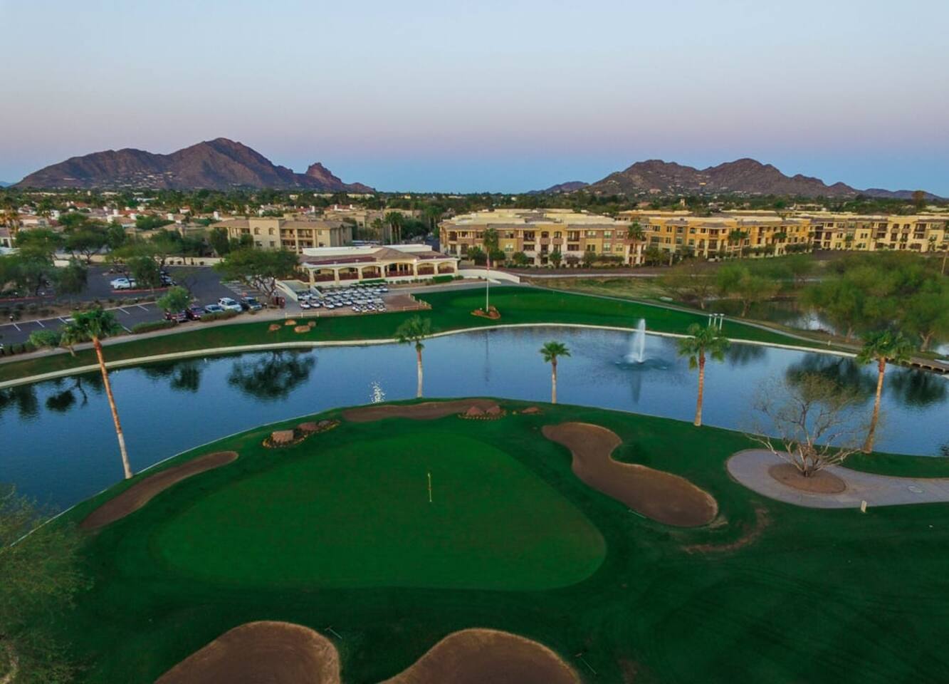 2BR Scottsdale Condo w/Pool & Hot Tub - Near Golf!