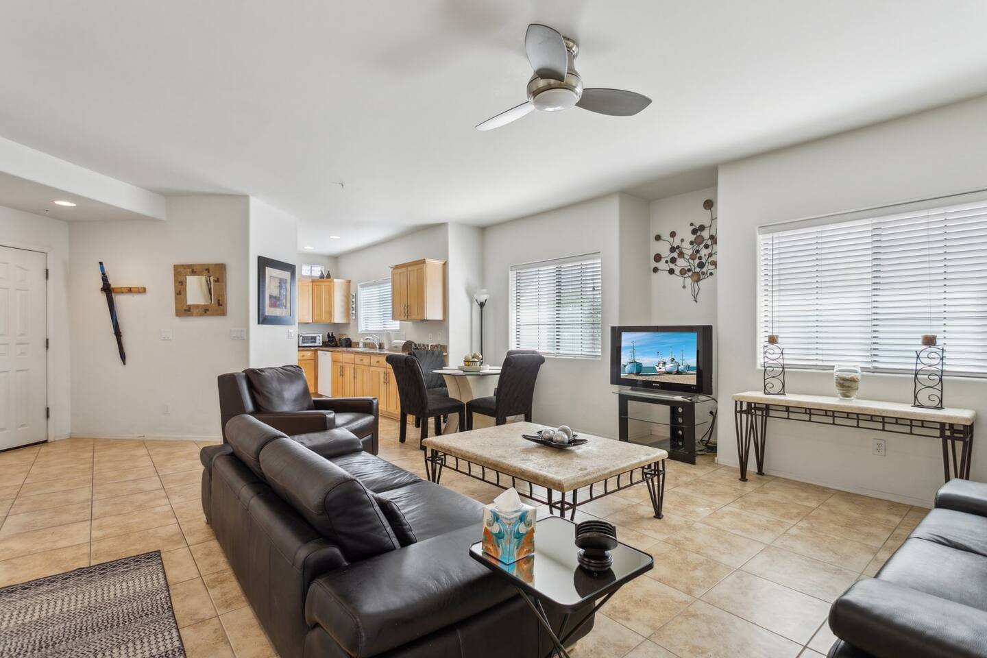 2BR Scottsdale Condo w/Pool & Hot Tub - Near Golf!