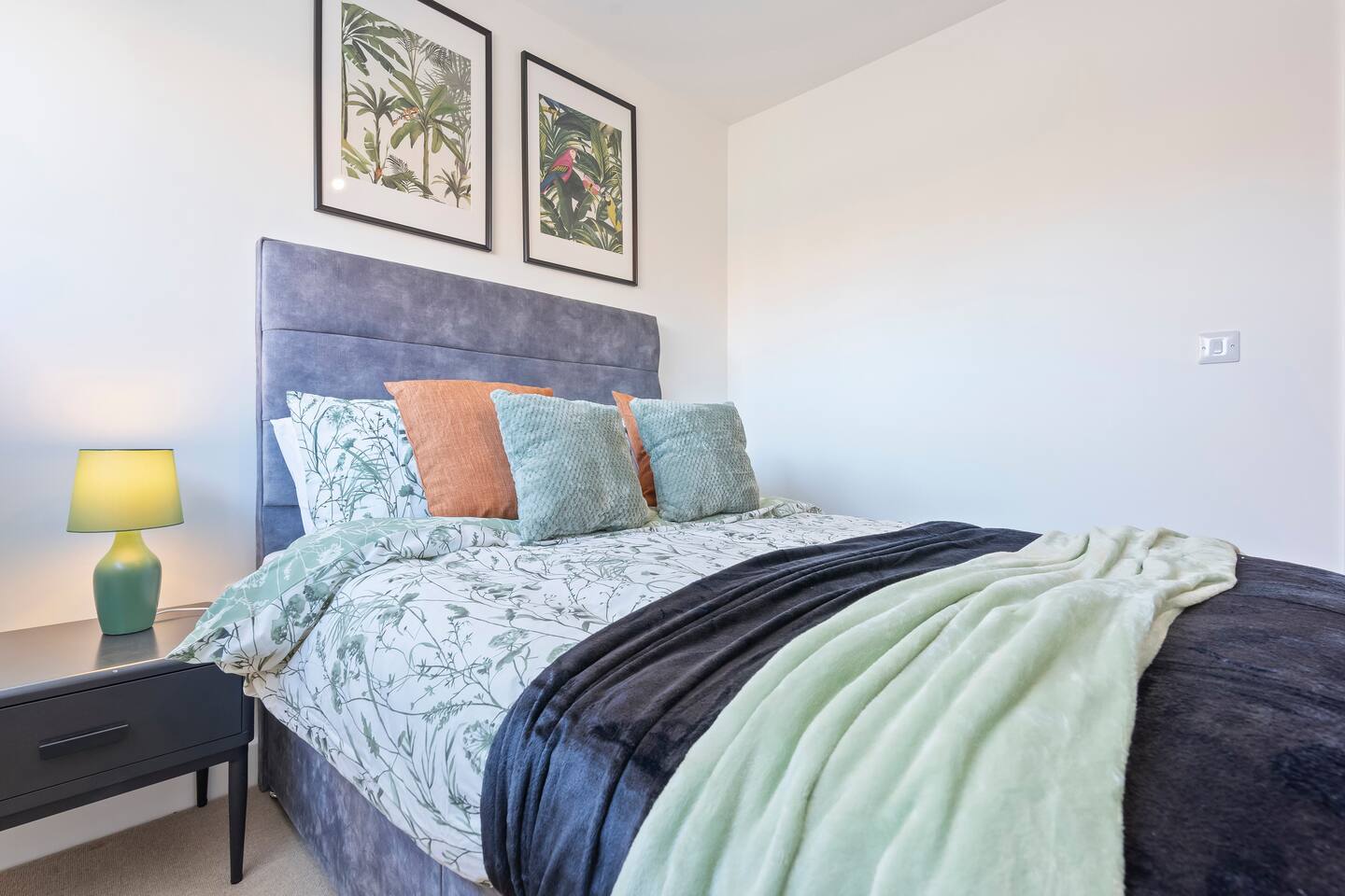 #27 The Silkworks Aprt|Sleep 6|near FarGo Village