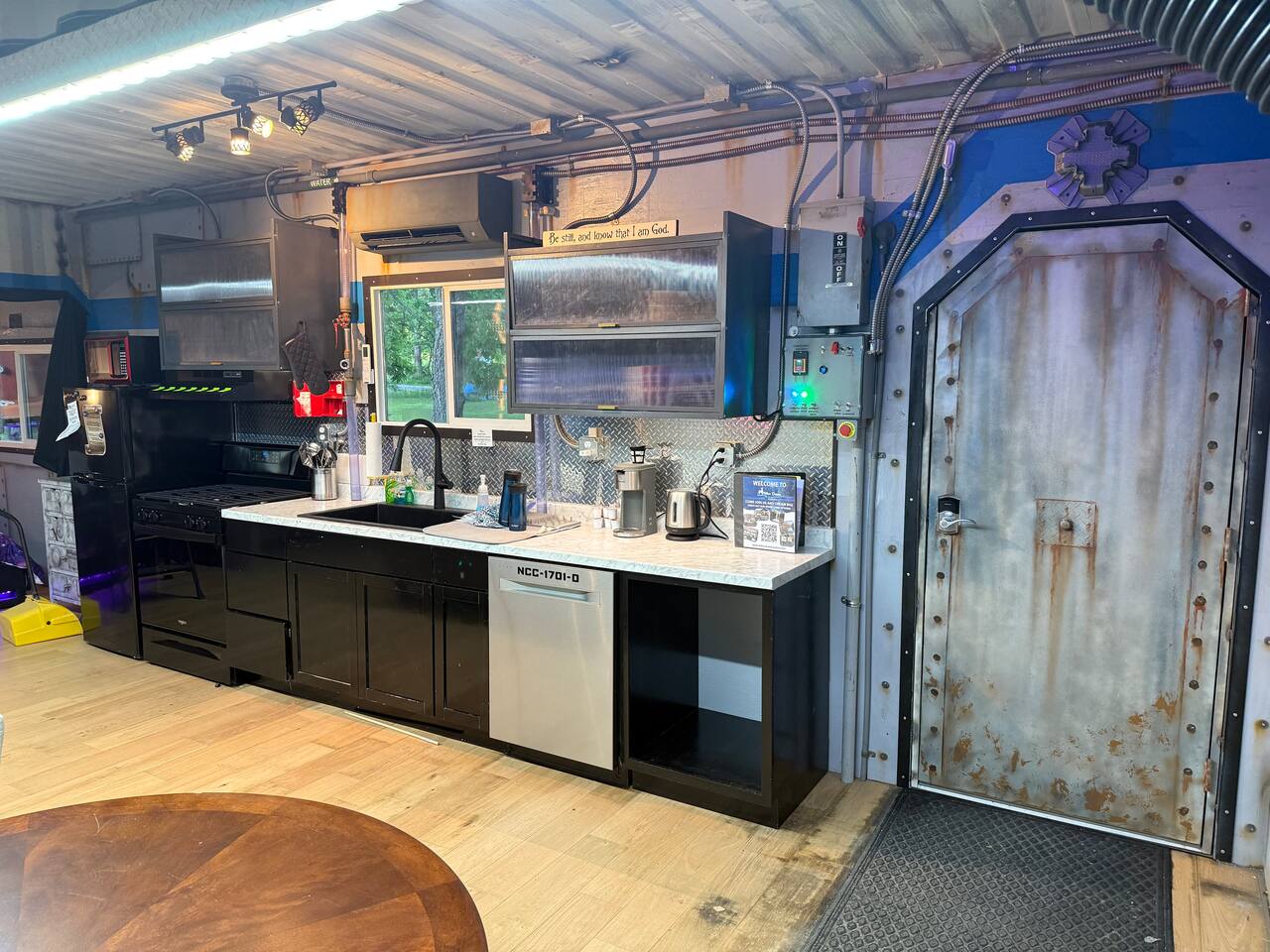 Space Cabin