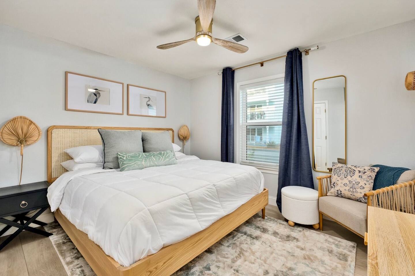 New 2BR/2BA - Gulf Views Steps to Gulf Sleeps 6