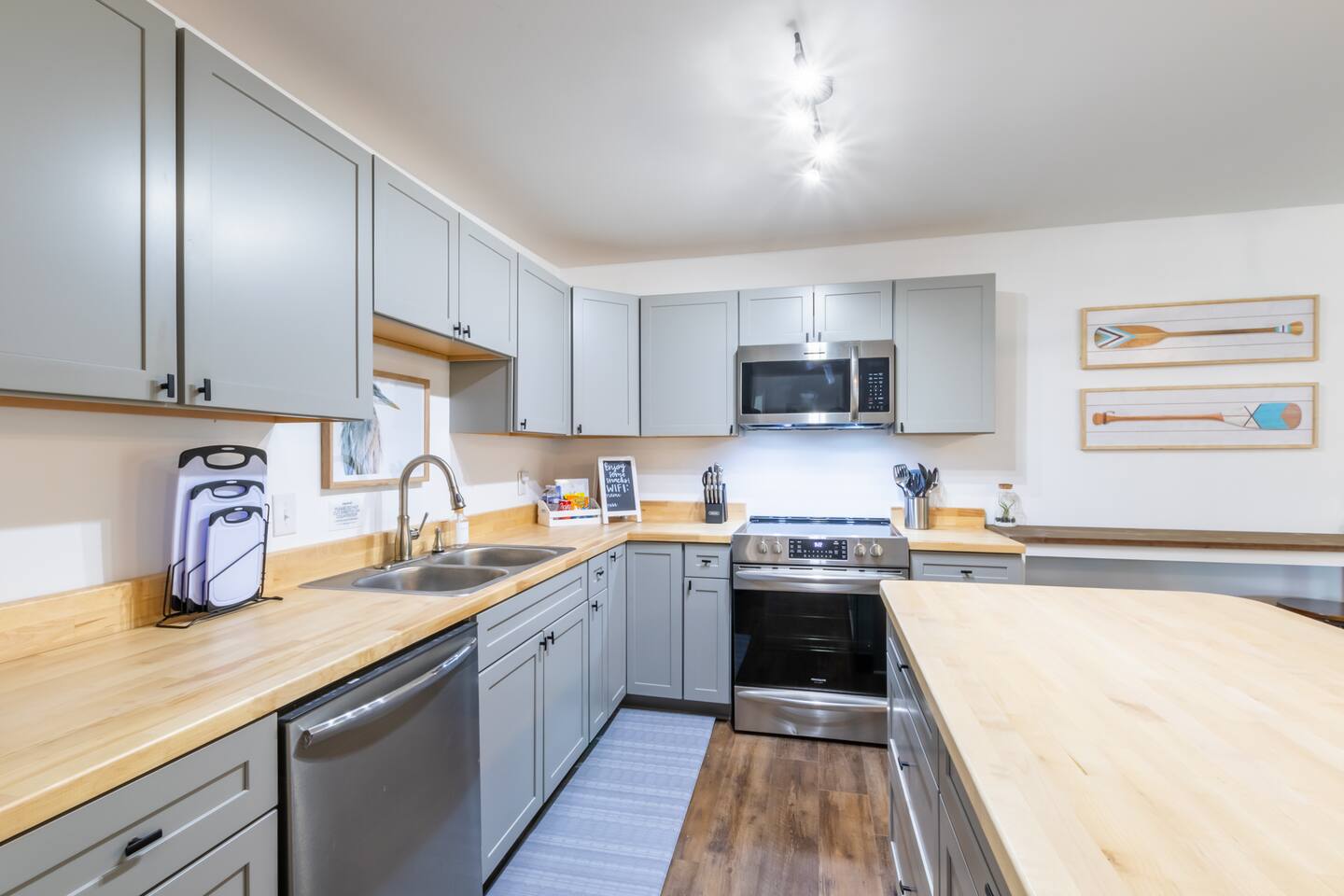 Cozy Duplex Retreat | Beaches, Hospital, Sportplex