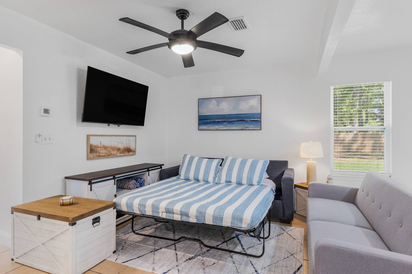 Cozy Duplex Retreat 2 | Beach, Hospital, Sportplex