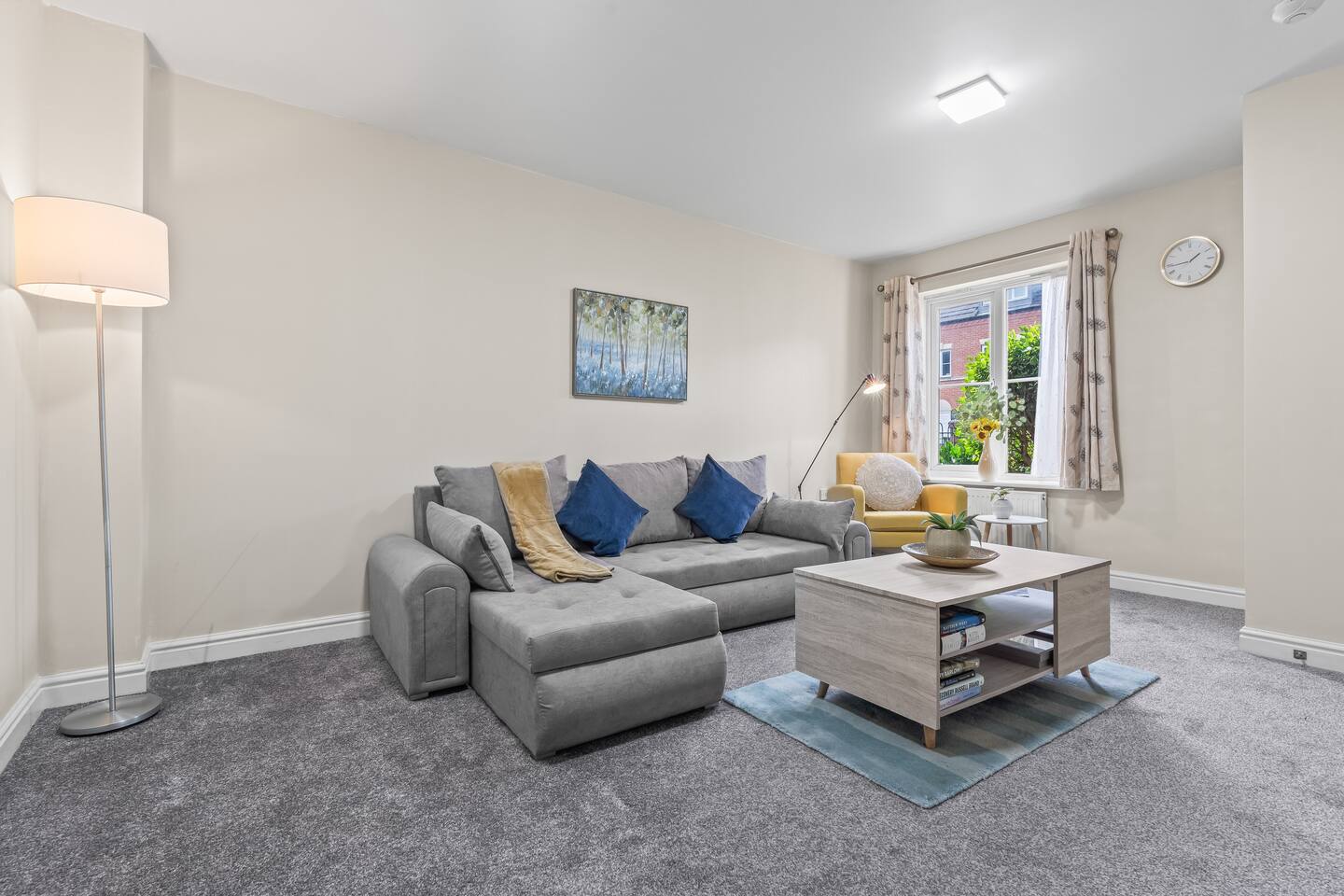 #35 City Home Sleeps 8 3BDR 2 BR Bham CC 10 mins