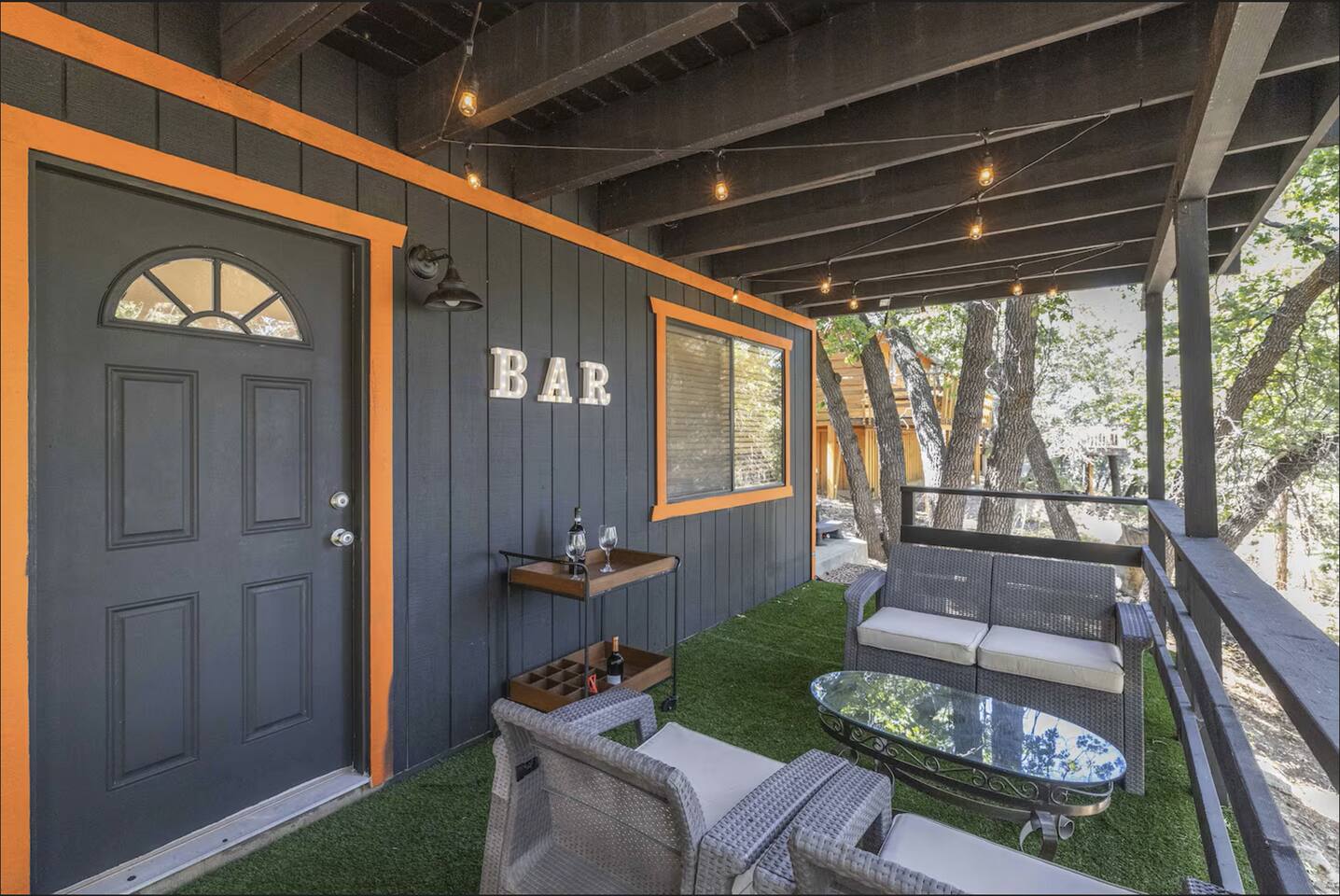 Moonridge Villa | BBQ | Spa | Wood Fireplace
