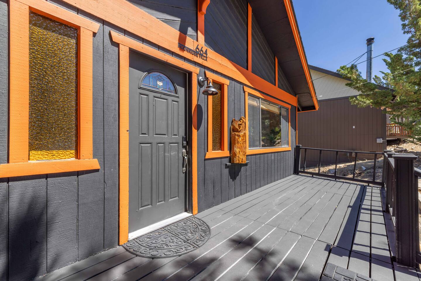 Moonridge Villa | BBQ | Spa | Wood Fireplace