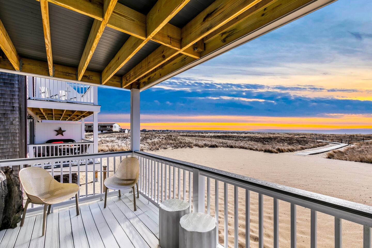 East End 2BR Waterfront | Beach, Deck & Parking