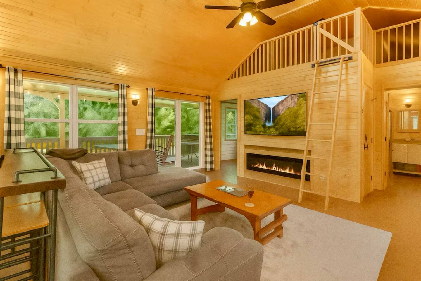 River front, Fire pit, Fishing, Arcade, Swimming