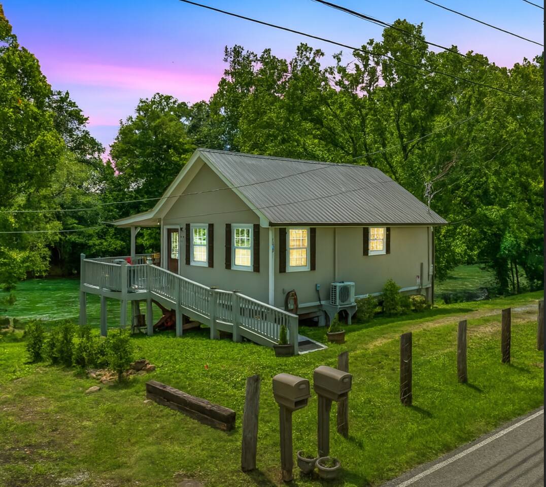 River front, Fire pit, Fishing, Arcade, Swimming