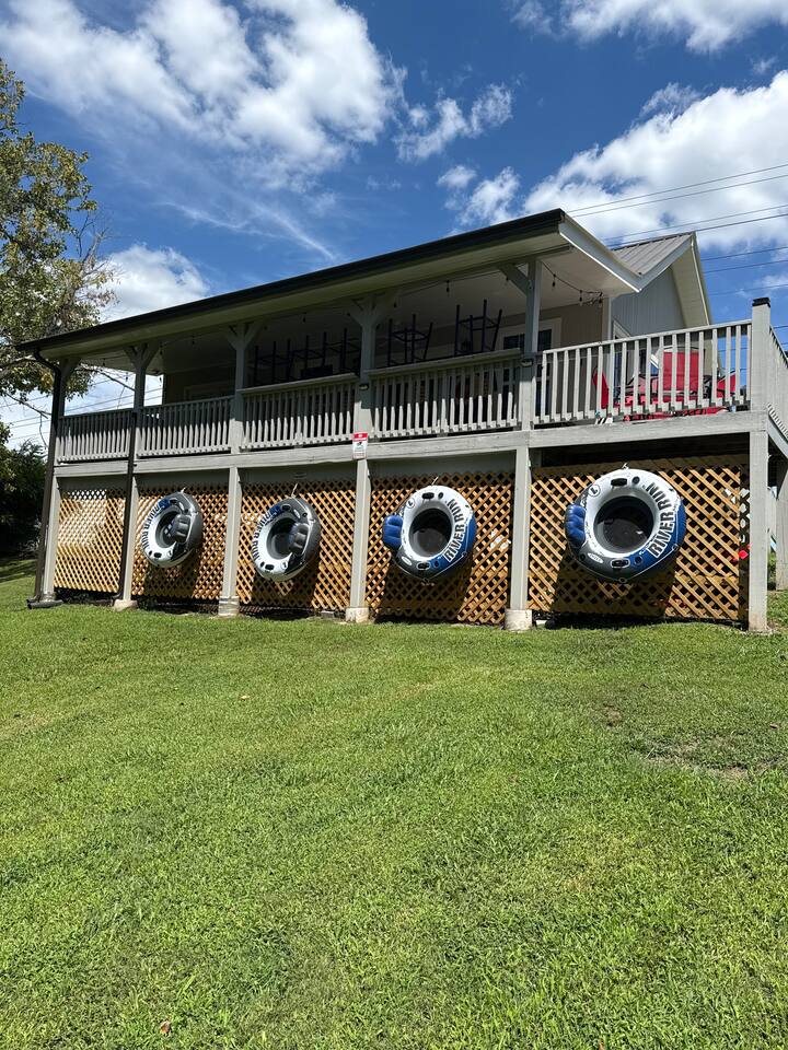 River front, Fire pit, Fishing, Arcade, Swimming