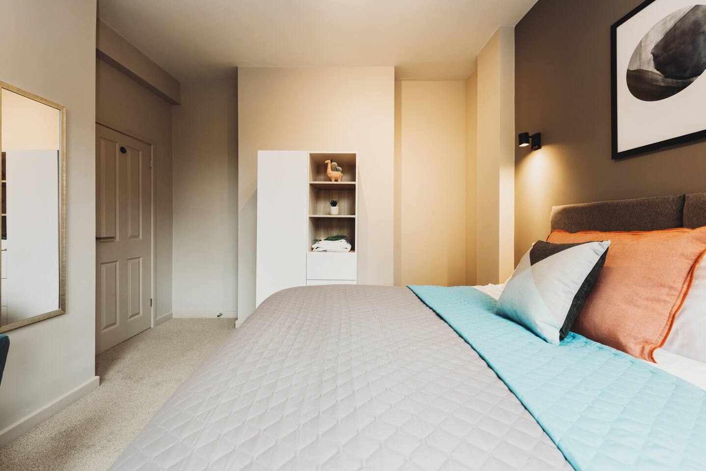 #39 Modern 2-Bedroom Stay with Comfort & Style