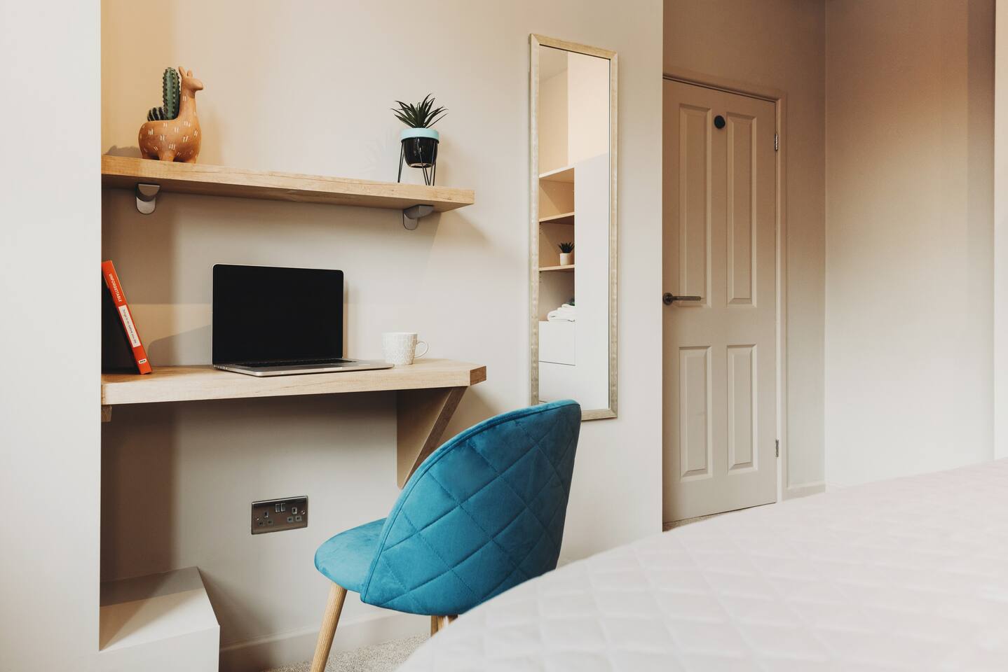 #39 Modern 2-Bedroom Stay with Comfort & Style