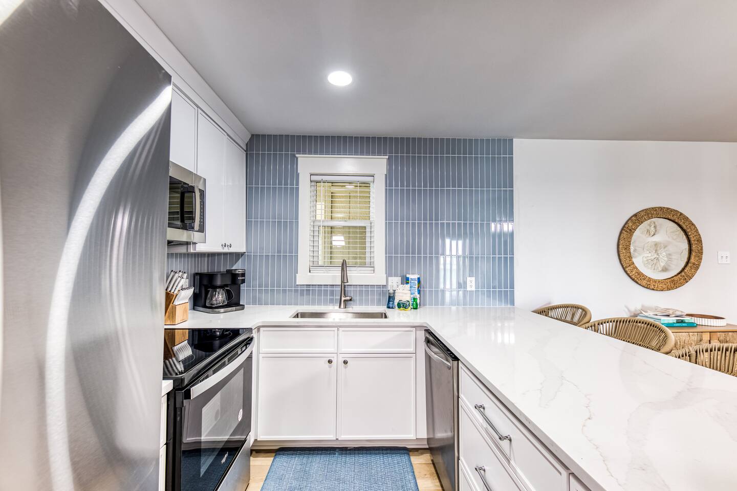 Beachfront Complex-Renovated-3bd2ba-3rdFloor