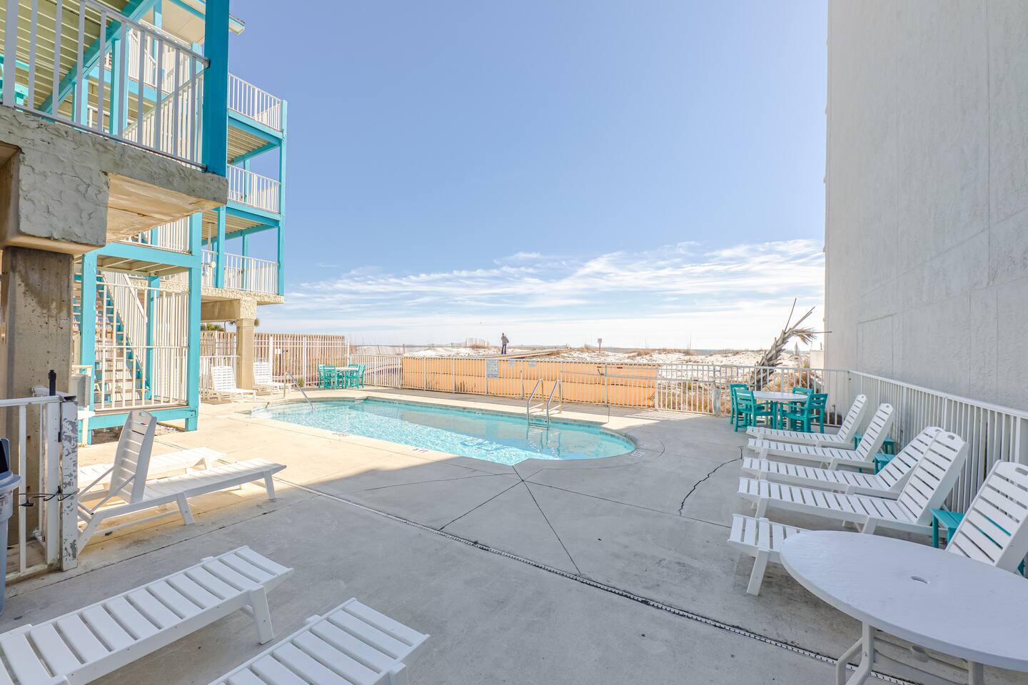 Beachfront Complex-Renovated-3bd2ba-3rdFloor