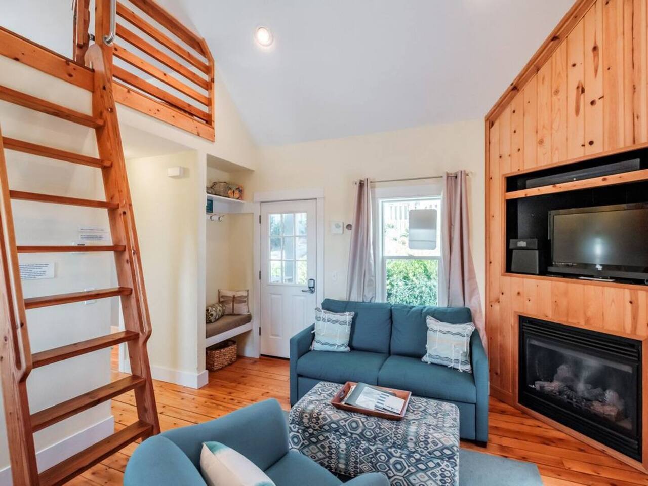 Day Dreamer - Olivia Beach Camp Cabin