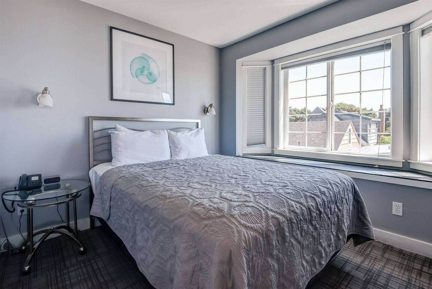 Seal Suite - Sweet Haven Nelscott Manor