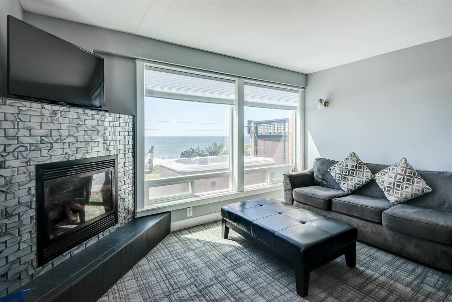 Seal Suite - Sweet Haven Nelscott Manor