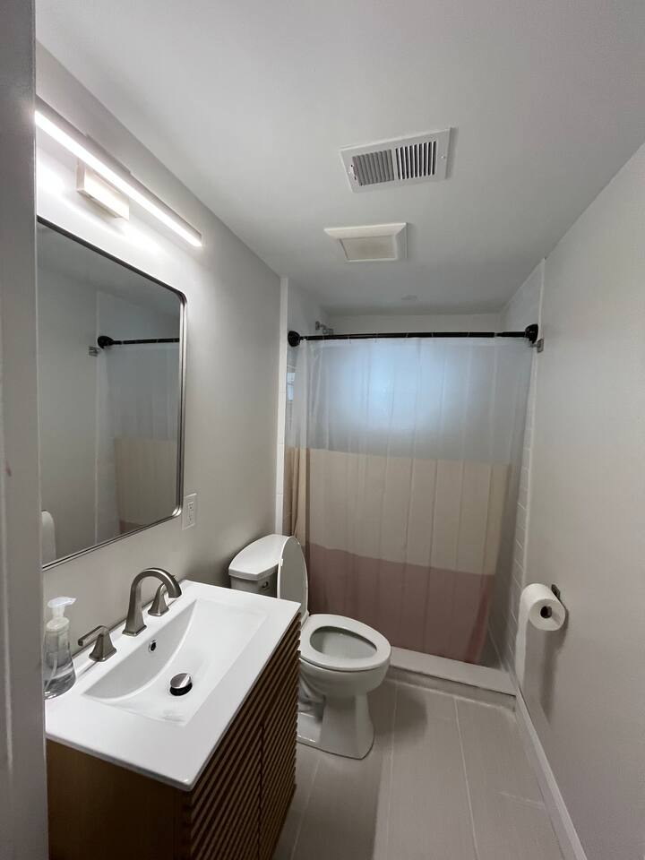 3 BD Condo - Steps From Asbury!