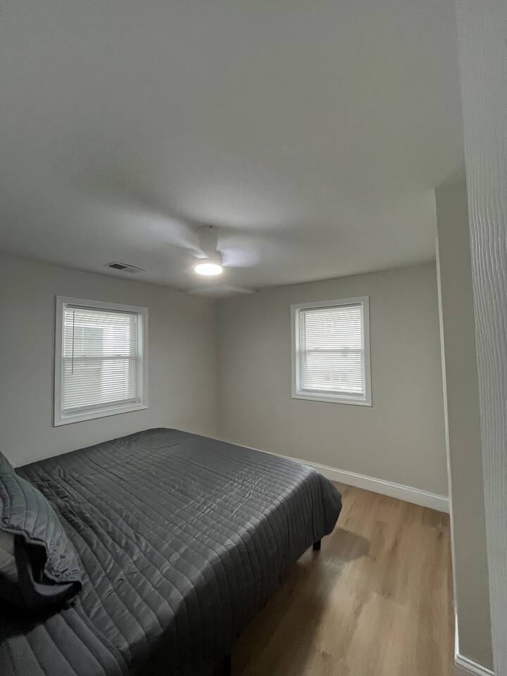 3 BD Condo - Steps From Asbury!
