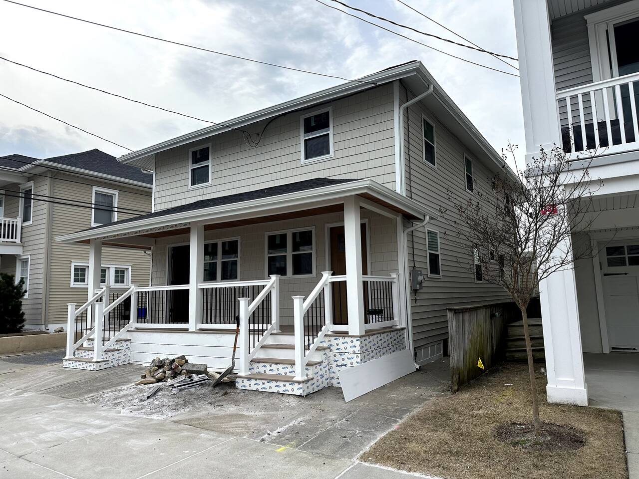3 BD Condo - Steps From Asbury!